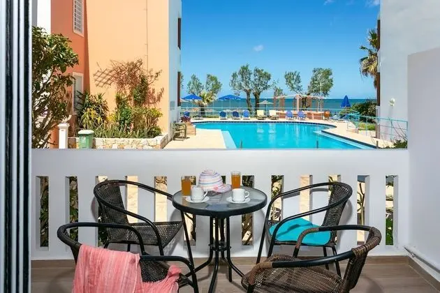 Stüdyo, Deniz Manzaralı