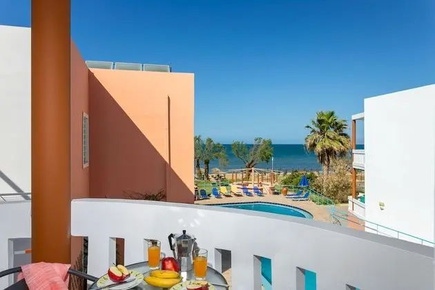 Stüdyo, Deniz Manzaralı