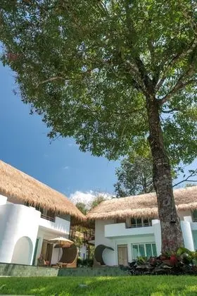 Eden Suite Pool Access