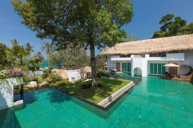 Eden Suite Pool Access