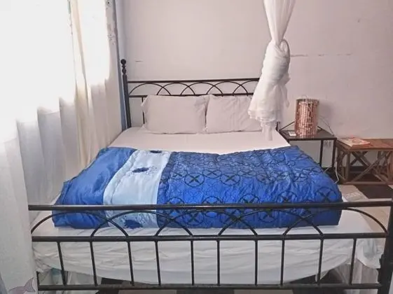 Deluxe Tek Büyük Yataklı Oda, Kısmi Deniz Manzaralı