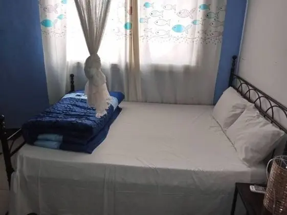 Deluxe Tek Büyük Yataklı Oda, Kısmi Deniz Manzaralı