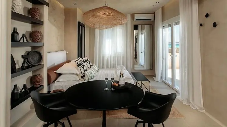 Superior Villa, 2 Yatak Odası, Sıcak Su Havuzu, Deniz Manzaralı