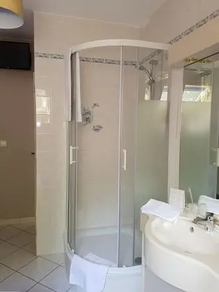 Büyük Yataklı Tek Kişilik Oda (Budget)