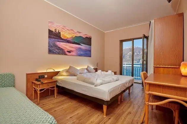 Comfort Tek Büyük veya İki Ayrı Yataklı Oda, 1 Yatak Odası, Balkon, Göl Manzaralı