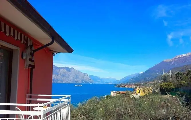 Economy Dört Kişilik Oda, 1 Yatak Odası, Balkon (Lake View or Mountain Side)