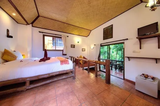 Deluxe Bungalow