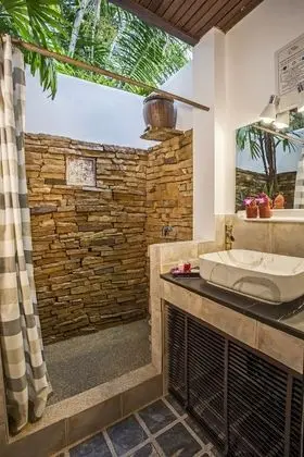 Deluxe Bungalow