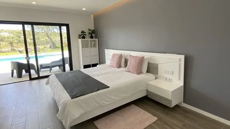 Villa, 6 Yatak Odası, Kişiye Özel Havuzlu, Bahçe Manzaralı