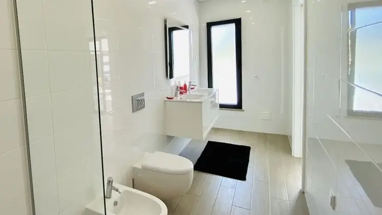 Villa, 6 Yatak Odası, Kişiye Özel Havuzlu, Bahçe Manzaralı