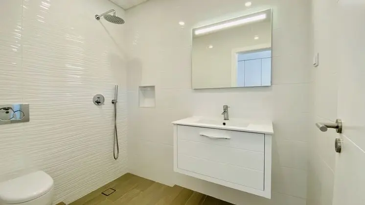Villa, 6 Yatak Odası, Kişiye Özel Havuzlu, Bahçe Manzaralı