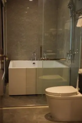 Luxury Tek Büyük Yataklı Oda