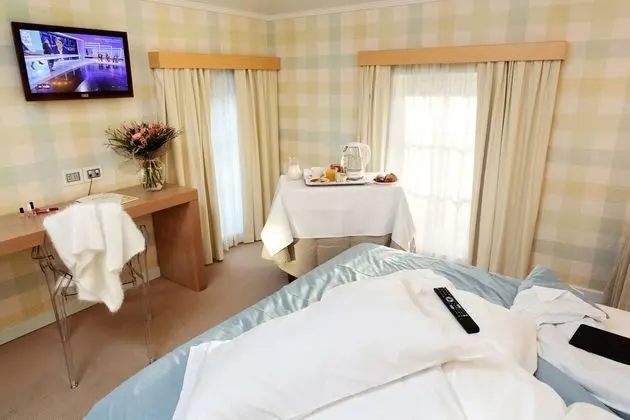 Comfort Büyük Yataklı Tek Kişilik Oda