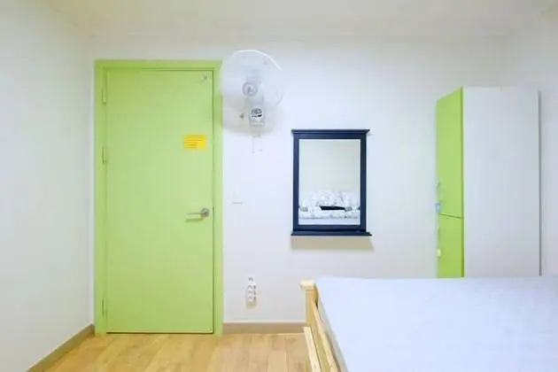 Itaewon 2F - 3 Bedrooms