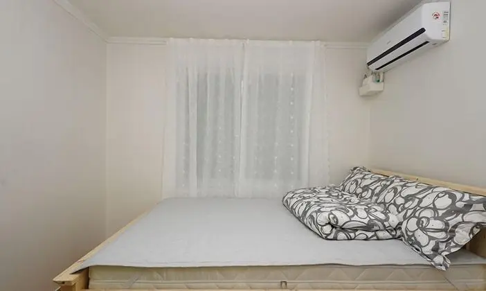 Itaewon 2F - 3 Bedrooms