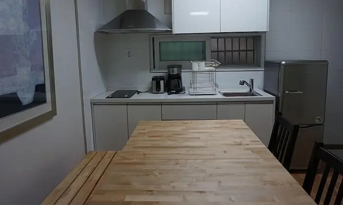Itaewon 2F - 3 Bedrooms