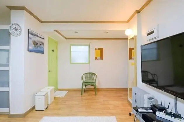 Itaewon 2F - 3 Bedrooms
