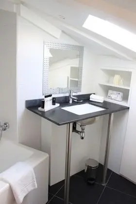 Çatı Katı Süiti (Penthouse) (Free Spa Access)