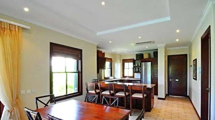 Luxury Apart Daire, 3 Yatak Odası, Plaj Manzaralı, Denize Sıfır