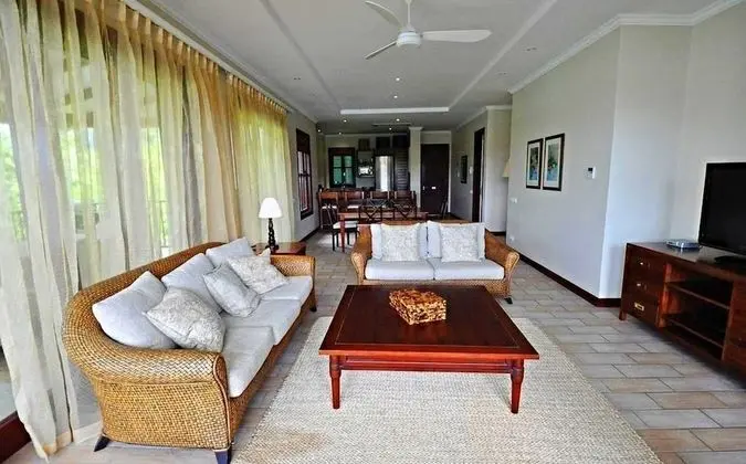 Luxury Apart Daire, 3 Yatak Odası, Plaj Manzaralı, Denize Sıfır