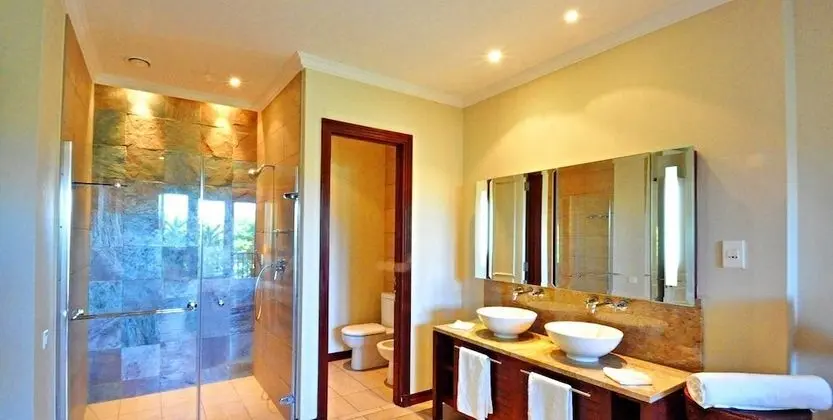 Luxury Apart Daire, 3 Yatak Odası, Plaj Manzaralı, Denize Sıfır