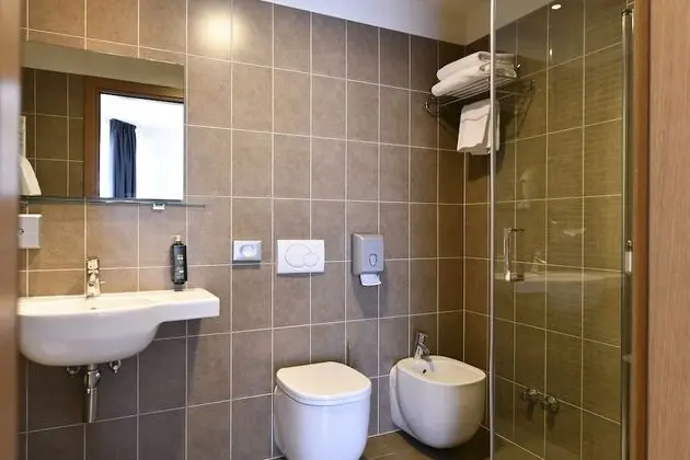 Superior Üç Kişilik Oda, Balkon