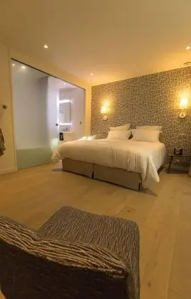Deluxe Tek Büyük Yataklı Oda (Bagatelle)