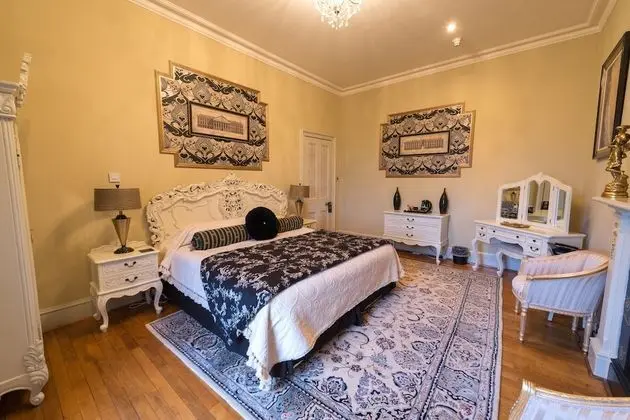 Deluxe Tek Büyük veya İki Ayrı Yataklı Oda, 1 Yatak Odası, Bahçe Manzaralı