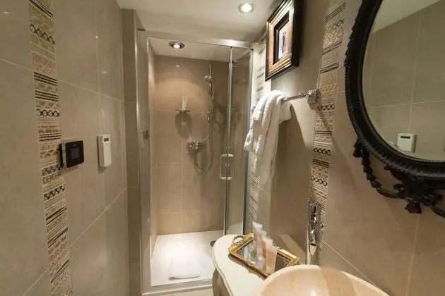 Deluxe Tek Büyük veya İki Ayrı Yataklı Oda, 1 Yatak Odası, Bahçe Manzaralı