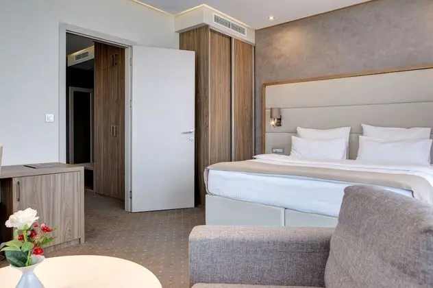 Süit, Balkon, Şehir Manzaralı