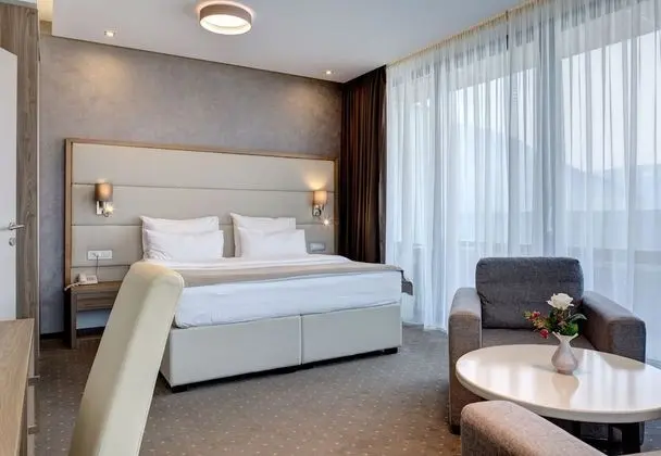 Süit, Balkon, Şehir Manzaralı