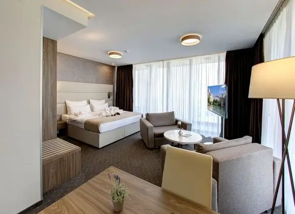 Süit, Balkon, Şehir Manzaralı