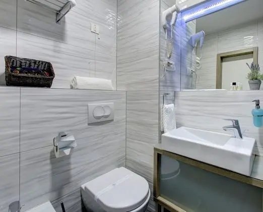 Üç Kişilik Oda, Birden Çok Yatak, Balkon, Şehir Manzaralı