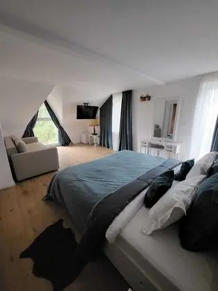 Deluxe Üç Kişilik Oda
