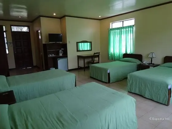 Deluxe Dört Kişilik Oda