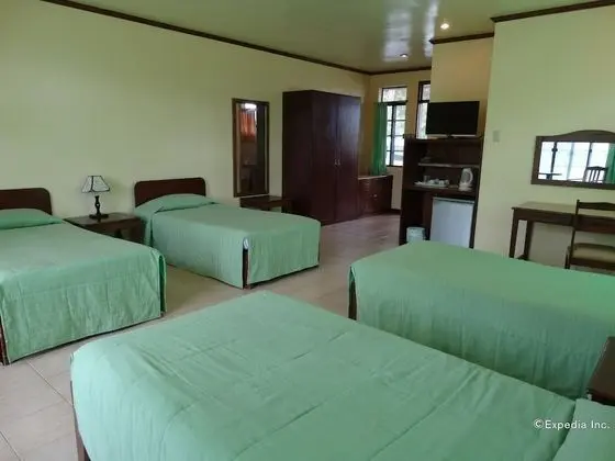 Deluxe Dört Kişilik Oda