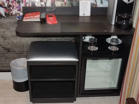 Büyük Yataklı Tek Kişilik Oda