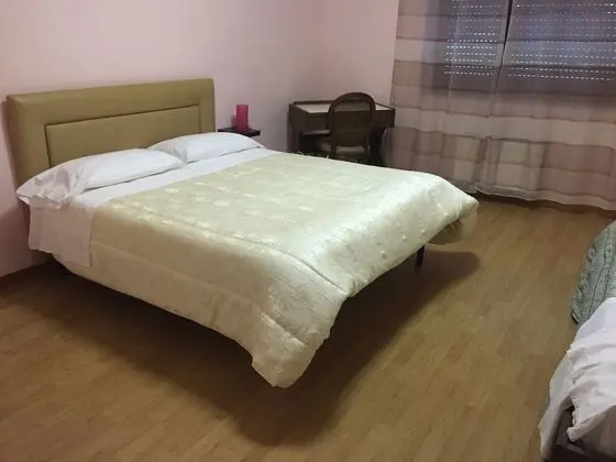 Economy Üç Kişilik Oda