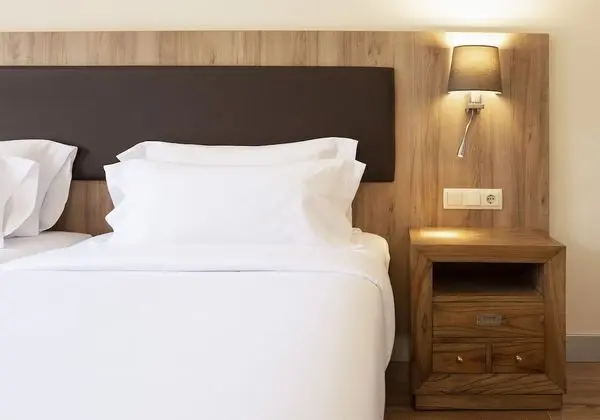 Standard Büyük Yataklı Tek Kişilik Oda