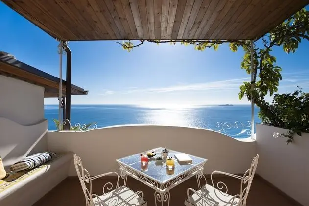 Junior Süit, Balkon, Deniz Manzaralı