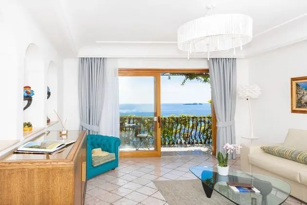 Junior Süit, Balkon, Deniz Manzaralı