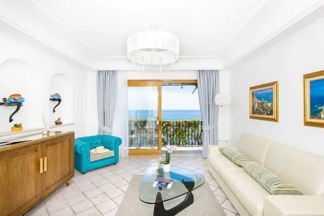 Junior Süit, Balkon, Deniz Manzaralı