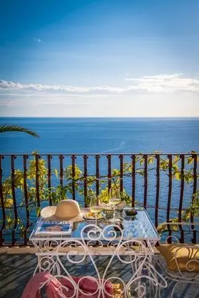 Junior Süit, Balkon, Deniz Manzaralı
