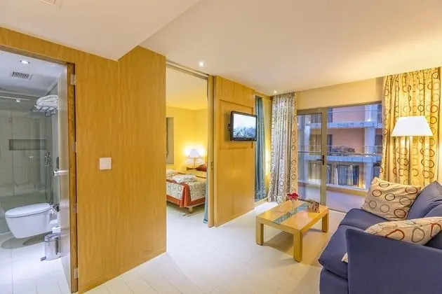 Bungalov, Havuz Manzaralı