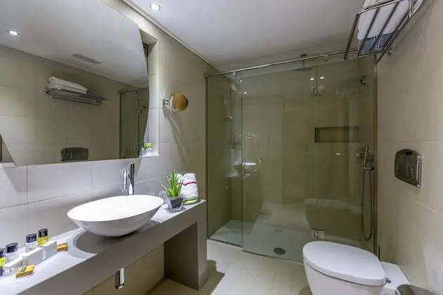 Bungalov, Havuz Manzaralı