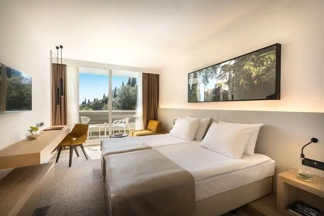 Superior Üç Kişilik Oda