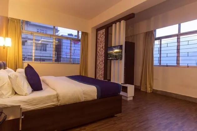 Superior Tek Büyük Yataklı Oda, 1 En Büyük (King) Boy Yatak, Sigara İçilebilir, Dağ Manzaralı
