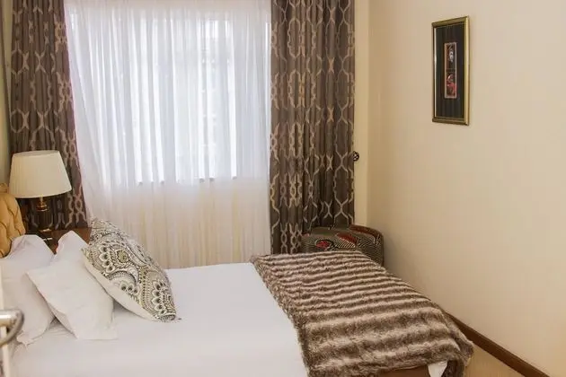 Villa, 3 Yatak Odası, Avlu Manzaralı