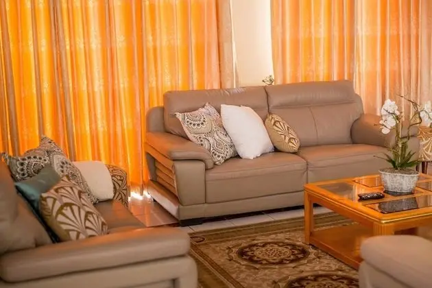 Villa, 3 Yatak Odası, Avlu Manzaralı