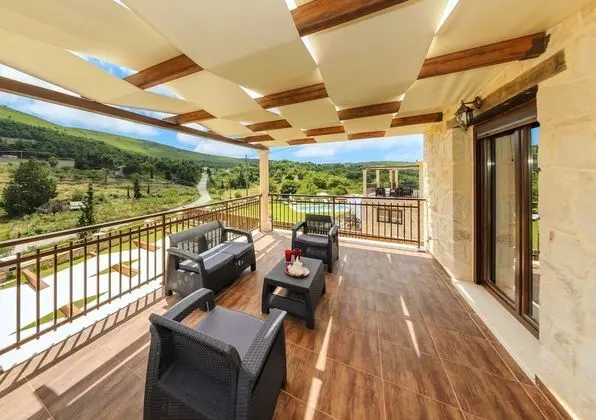 Family Villa, 3 Yatak Odası, Kişiye Özel Havuzlu